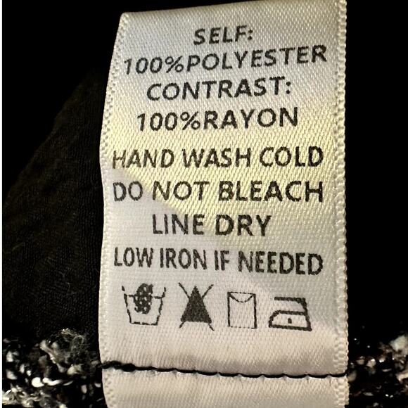 ASOS DESIGN – Hourglass Original Denim Overalls – Black – US 6 - Picture 3 of 5